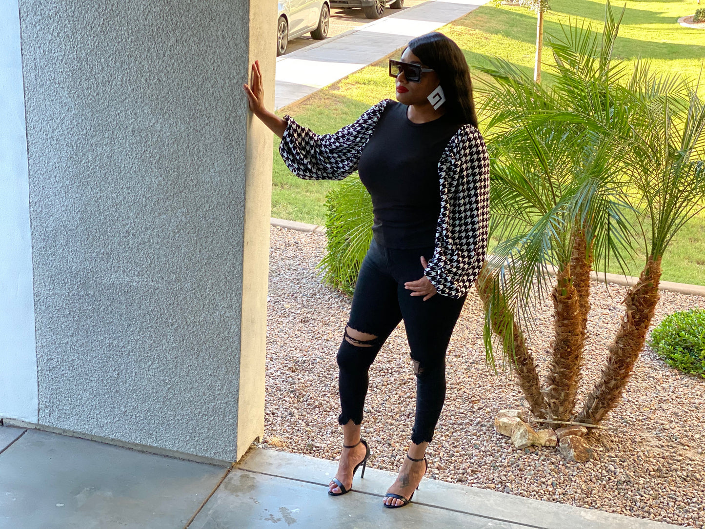 Houndstooth Puffy Sleeve Top