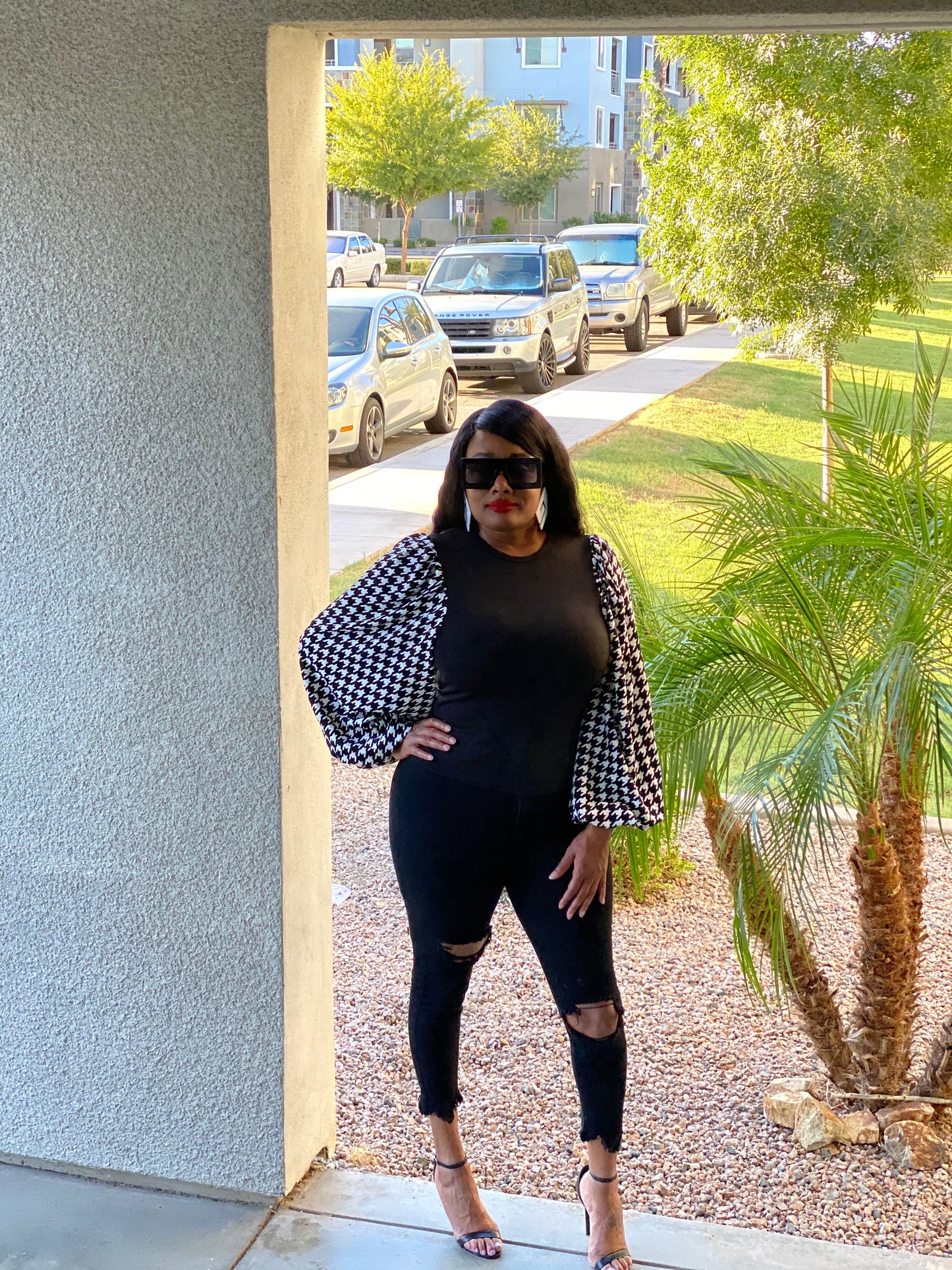 Houndstooth Puffy Sleeve Top